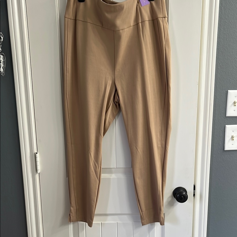 Dear Scarlett Tan Ankle Cropped Pants